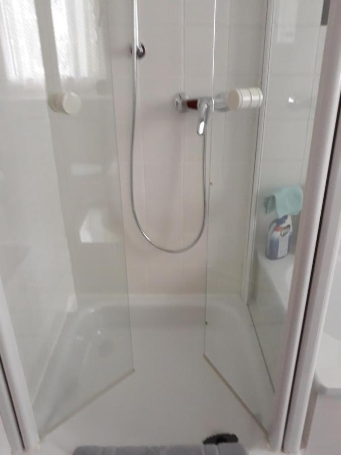 Am Klinikum Apartment Solingen Ngoại thất bức ảnh